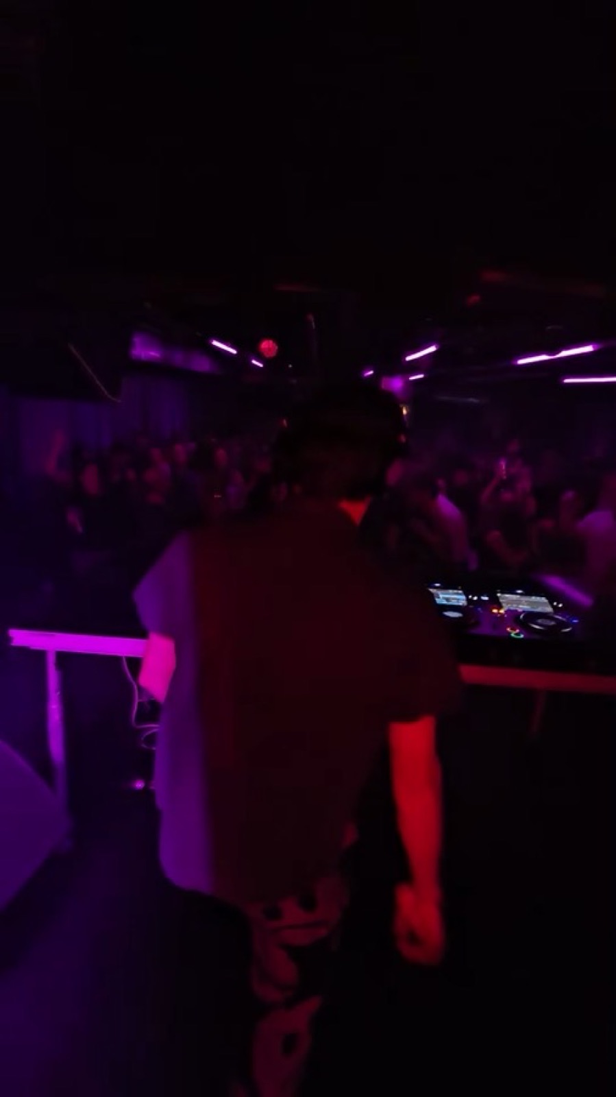 Mick Jeets live clip at Larimer Lounge